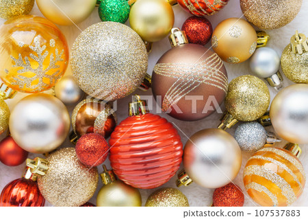 閃閃發光的聖誕裝飾品框架 107537883