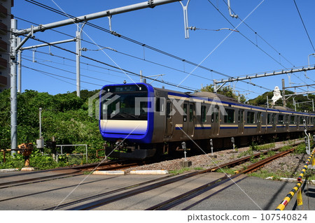 Yokosuka Line Denen (underground) level crossing Yokosuka Line Denen (underground) level crossing 107540824
