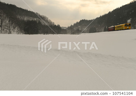 秋田內陸沿海鐵路 107541104