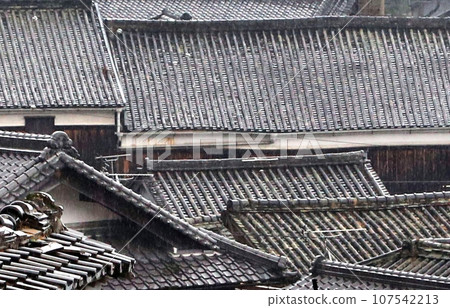 和歌山縣海南市漆器之鄉黑江的瓦屋頂 107542213