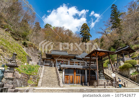 Okunoin Temple and Great Buddha Hall on the mountaintop of Tateishokuji Temple, commonly known as Yamadera, Yamagata City, Yamagata Prefecture 107542677