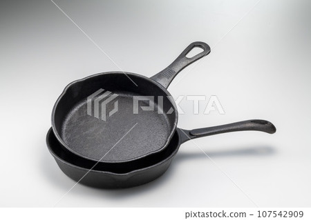 Skillet cooker Skillet cooker 107542909