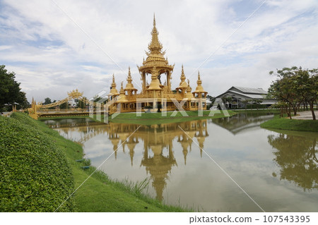 [Thailand] Wat Rong Khun 107543395