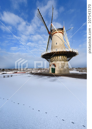 長沼 Hootopia 公園雪山上的荷蘭風車 107543570