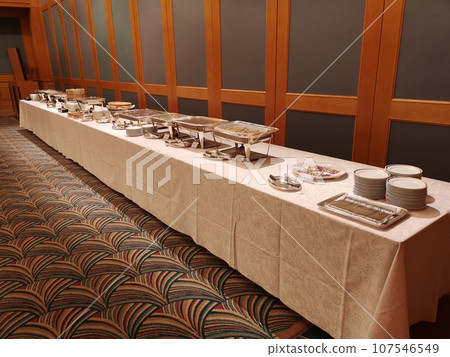 Reception party 107546549