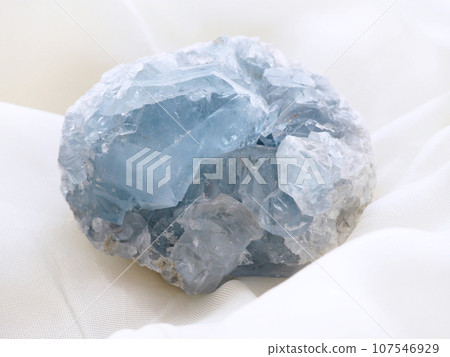 Celestite raw stone (celestite) 107546929