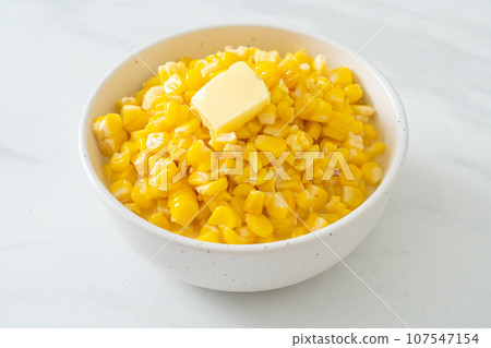 Butter corn or Sweet corn 107547154