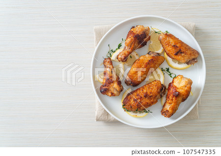 fried lemon pepper chicken wings fried lemon pepper chicken wings 107547335