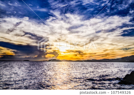 Sunset over the sea Sunset over the sea 107549326