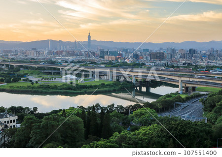 Taipei city seen from Taipei Yuanshan Hotel (The Grand Hotel Taipei) in the early morning, Taiwan 107551400