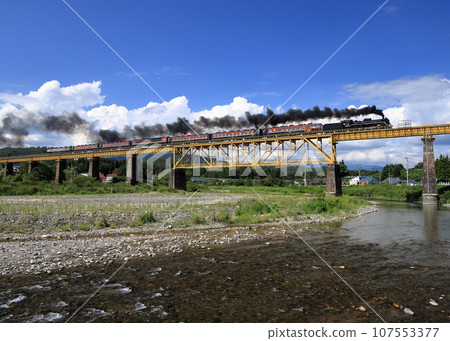 Banetsu西線：穿越鐵路橋的觀光SL火車 107553377