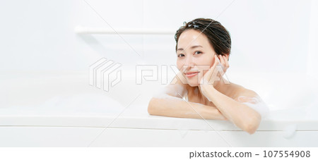 Bubble bath foam bath time healing 107554908