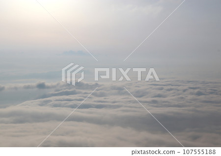 雲海(雲和太陽) 雲海(雲和太陽) 107555188