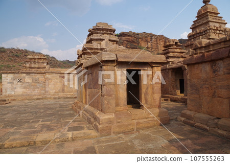 印度巴達米的印度教寺廟 印度巴達米的印度教寺廟 107555263