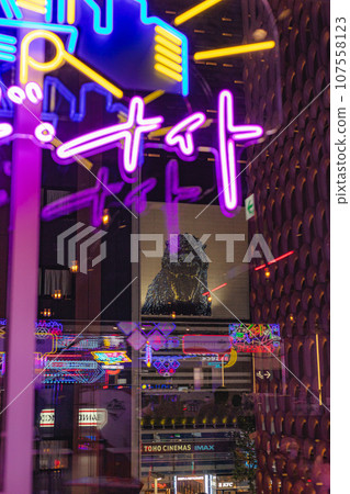Kabukicho Tower Kabukicho Tower 107558123