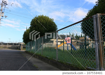 fenced park 107558481