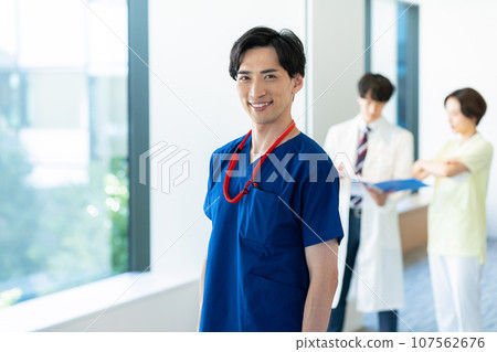 醫護人員 107562676