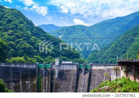 Futase Dam View from observation deck Midsummer scenery Chichibu City Futase Dam View from observation deck Midsummer scenery Chichibu City 107567361