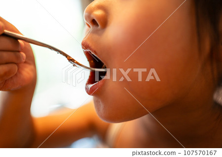 兒童 孩子 小孩 107570167