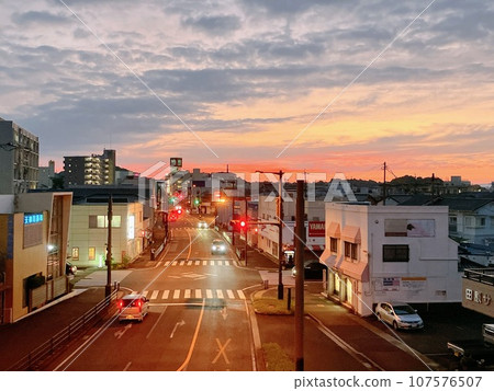 Sunset over the Showa cityscape Sunset over the Showa cityscape 107576507