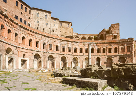 Semicircular plan of Trajan Market, city of Rome 107579148