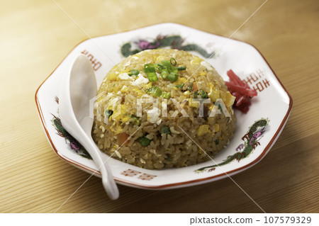 Very delicious Chinese food Fried rice (Fried rice) Fried rice Fried rice with pickled ginger Very delicious Chinese food Fried rice (Fried rice) Fried rice Fried rice with pickled ginger 107579329