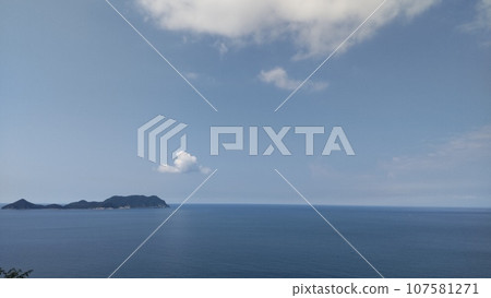 從本州最西端可見福泰島 從本州最西端可見福泰島 107581271