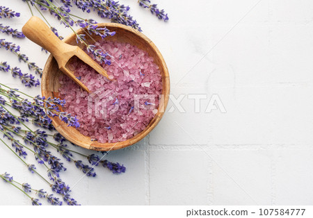 Lavender spa. Lavender salt and fresh lavender Lavender spa. Lavender salt and fresh lavender 107584777