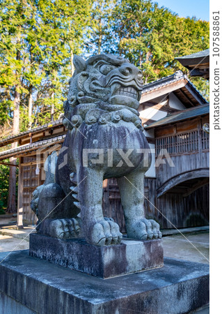 Guardian dog in front of the worship hall of Ogamiyama Shrine (head office) Odaka, Yonago City, Tottori Prefecture Guardian dog in front of the worship hall of Ogamiyama Shrine (head office) Odaka, Yonago City, Tottori Prefecture 107588861
