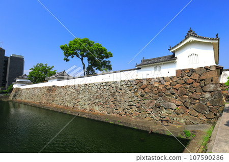 [大分縣]晴天時船內城大手門、宗門櫓（大分城跡公園） 107590286