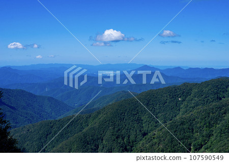 Cityscape seen from Yashagaikeyama 107590549