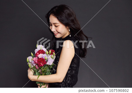 秋天的衣服時尚肖像 秋天的衣服時尚肖像 107590802