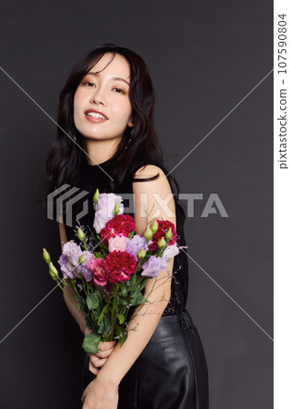 秋天的衣服時尚肖像 秋天的衣服時尚肖像 107590804