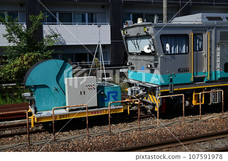 鐵軌探傷車(在來線山科站附近停靠) 鐵軌探傷車(在來線山科站附近停靠) 107591978
