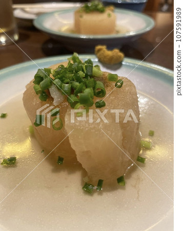 美味的關東煮蘿蔔 美味的關東煮蘿蔔 107591989