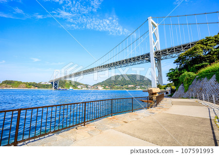 從福岡縣一側看到的關門大橋 福岡縣北九州市 從福岡縣一側看到的關門大橋 福岡縣北九州市 107591993