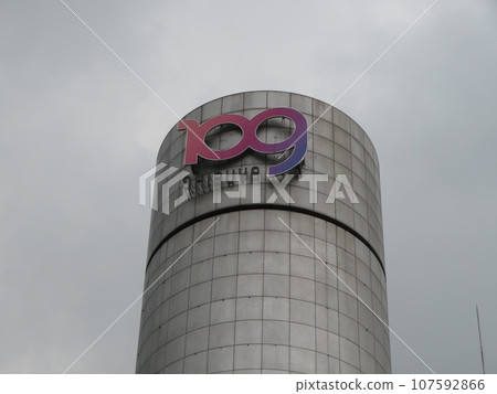 Shibuya 109 107592866