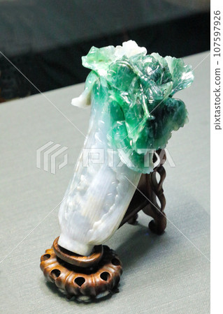 台灣 台北故宮博物院 玉球白菜 107597926