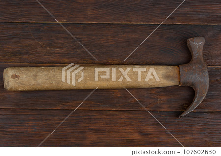 Vintage old rusty hummer 107602630