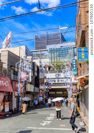 東京都足立區北千住站東口千住旭町商店街 東京都足立區北千住站東口千住旭町商店街 107605130