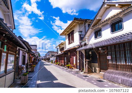丹波筱山河原町嬬入商行集團 丹波筱山河原町嬬入商行集團 107607122