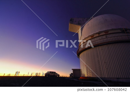 maunakea sunrise 107608042