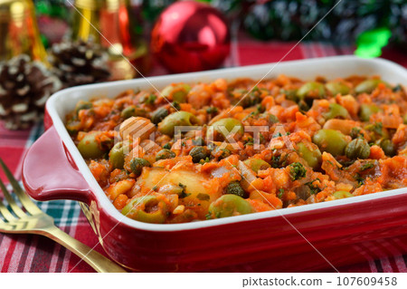 墨西哥傳統聖誕菜餚 Bacalao a la Vizcaina 107609458