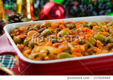 墨西哥傳統聖誕菜餚 Bacalao a la Vizcaina 墨西哥傳統聖誕菜餚 Bacalao a la Vizcaina 107609469