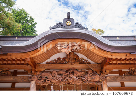 池田町八幡宮正殿雕塑 107609678