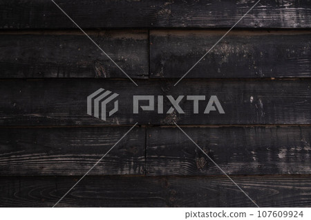 Black plate wall 107609924