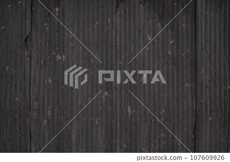 old corrugated wall 107609926