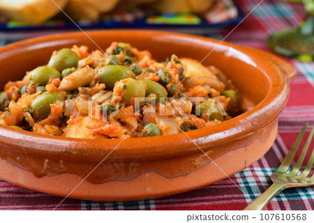 Traditional Mexican Christmas dish Bacalao a la Vizcaina 107610568
