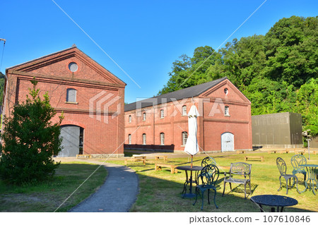 Maizuru red brick warehouse group 107610846