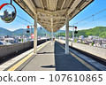 Fukui JR Obama Line Higashi-Maizuru Station premises 107610865